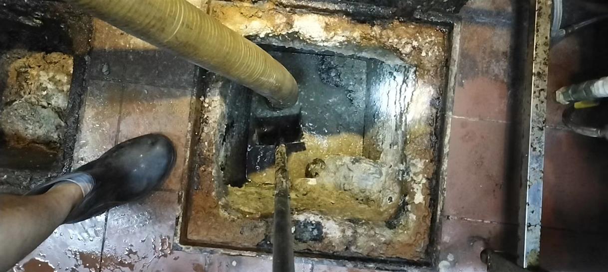 镇远污水池清理一般都有毒气，怎么预防中毒呢？